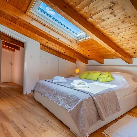 Apartment Lea Cres
